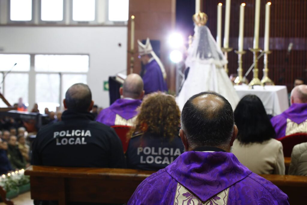 Celebración de la Misa Funeral presidida por el obispo de Córdoba en Adamuz una semana después de la tragedia. Fotografía de la Diócesis de Córdoba.